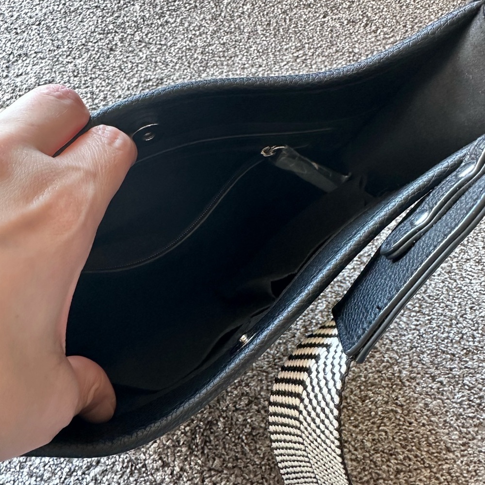 RAE DUNN Bag with Patterned Strap - image 6